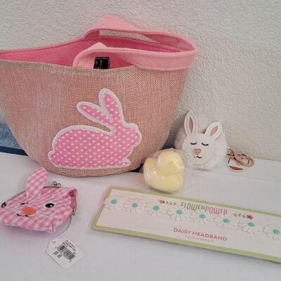 Lot 34: New Easter Purse Basket, Bunny Coin Purse, Headband, Bath Fizzie and Key Chain