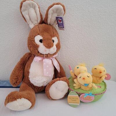 Lot 52:  New Ganz Plush Bunny & Animated Chicks