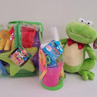 Lot 56: New Beach Toys, Bubble Bucket and Animated Frog
