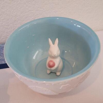 Lot 72: New Bunny Bowls and Coffee Mug
