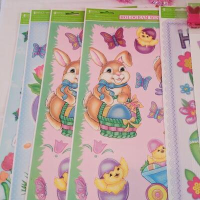 Lot 74: New Easter Decorations 
