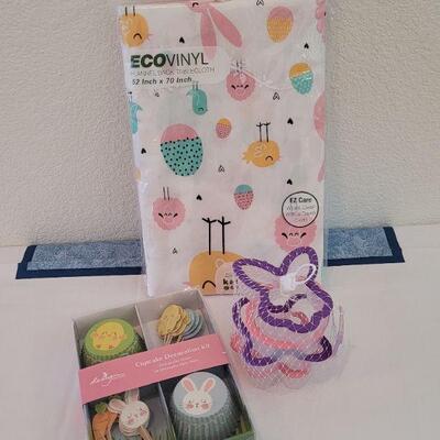 Lot 79: New Easter Cupcake Sets, Cookie Cutters and Tablecloth 