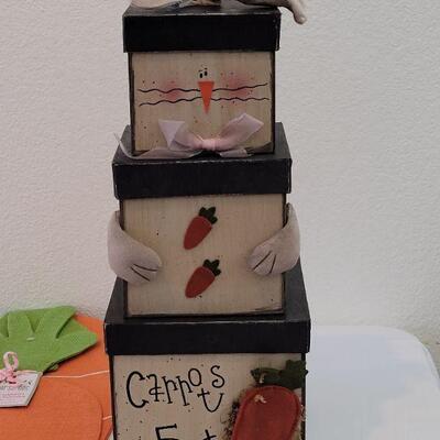 Lot 85: New Carrots Table Runner and Stackable, Nesting Bunny Boxes