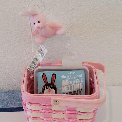 Lot 88: New Small Easter Basket, Melting Bunny and Bunny Deco