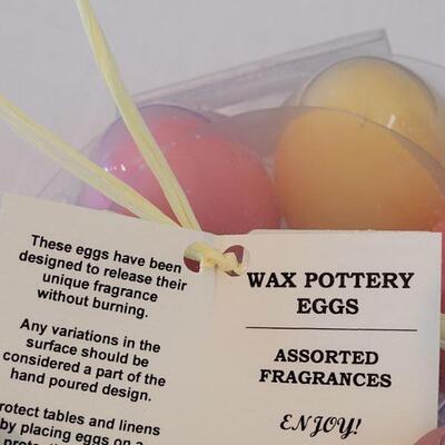 Lot 93: New Habersham Scented Wax Pottery Eggs
