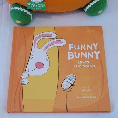 Lot 94: New Carrot Basket, Animated Bunny and Funny Bunny Book