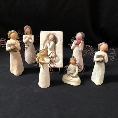 Lot 43 - Willow Tree Angels