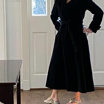 Vintage 60s Fairbrooke for SAKS Black Velvet [ Swing Coat