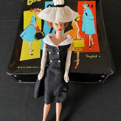 Barbie Vintage Mid Century 1960's Doll w/ Case & Accessories