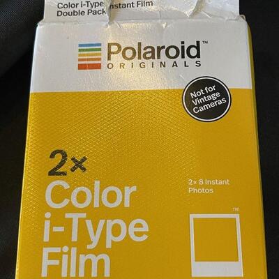 Polaroid i-Type Camera w/ Film