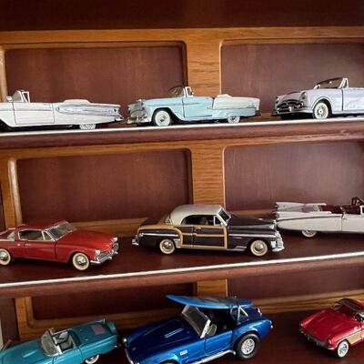 Franklin Mint 1950's Cars & Display