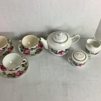 2085 Royal Staffordshire England Porcelain Tea Set