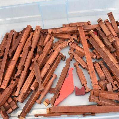 Large Lot Wooden Lincoln Logs in Blue bin red lid