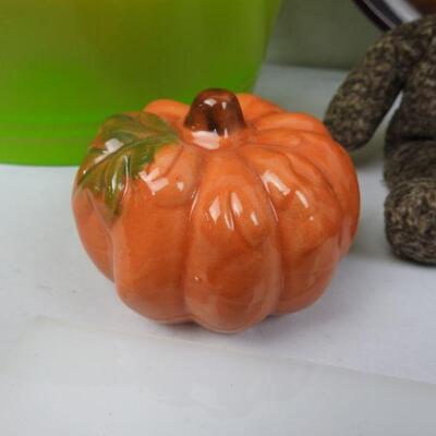 7 pc Autumn/Fall Decor: Tray, 2 bowls, Glass Pumpkin, Scarecrow, 2 Moose