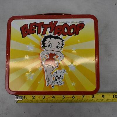 Betty Boop Lunchbox and Cartoon Discs (missing key chain) - Good as New