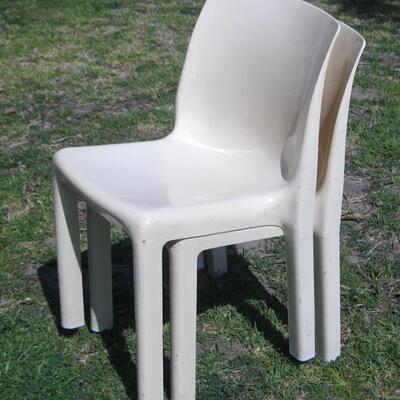 Lot 3 MCM Pair White Plastic Chairs 1960s Italy