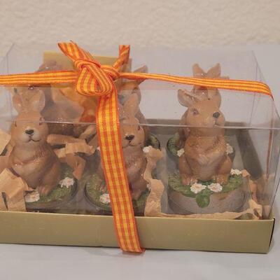 Lot 111: New Tealight Bunny and Chicks Candles and Mini Ceramic Baskets