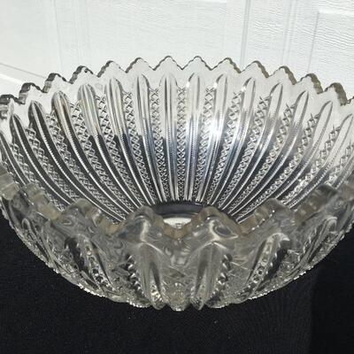 Pressed glass deco style large punch bowl 14â€w x 7.5h