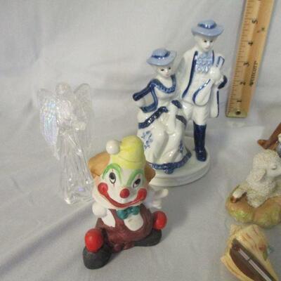 Lot 11 - Collection of Knick Knacks Paddy Whacks