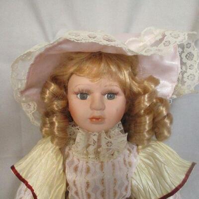 Lot 62 - Ashley Belle Porcelain Doll