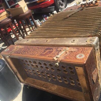 Antique accordion squeezebox for parts or restoration