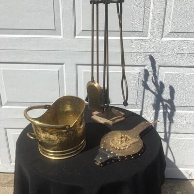 Fireplace set with cold bucket and bellows