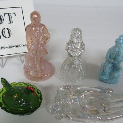Lot of 5 Boyd Glass Pieces, Covered Hen Salt, Hand Card Tray, 3 Figures