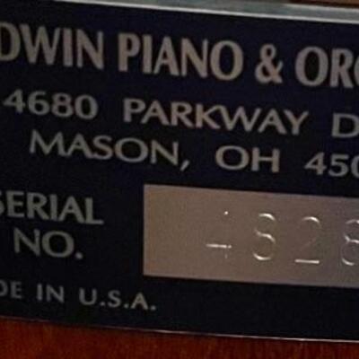 Exquisite 2004 Baldwin Upright Piano Model 243 in EXCELLENT condition! 