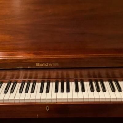 Exquisite 2004 Baldwin Upright Piano Model 243 in EXCELLENT condition! 