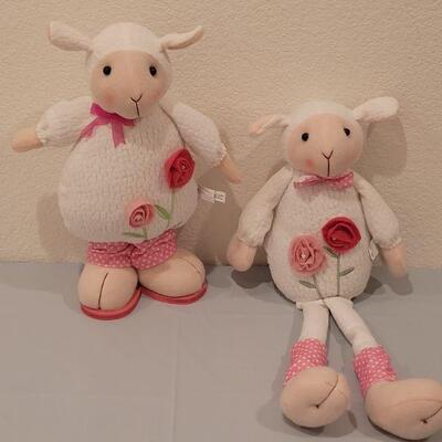 Lot 151: (2) New Lambs 
