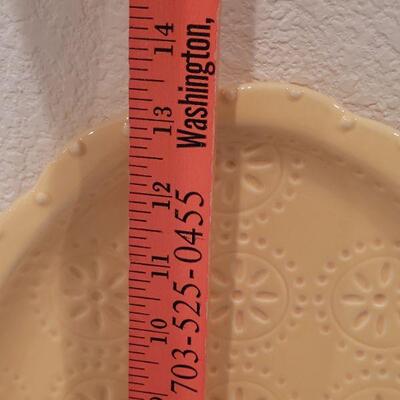 Lot 154: New Hallmark Egg Shaped Platters and Coffee Mug