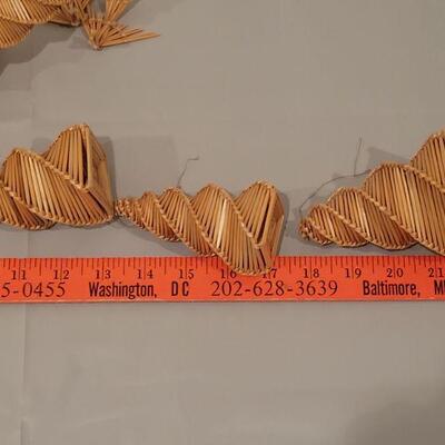 Lot 160: Vintage Straw Birds and Twists