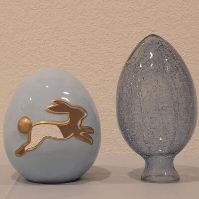 Lot 171: (2) New Decorative Easter Eggs (1 glass, 1 ceramic)