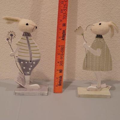 Lot 193: New Boy and Girl Bunny Deco