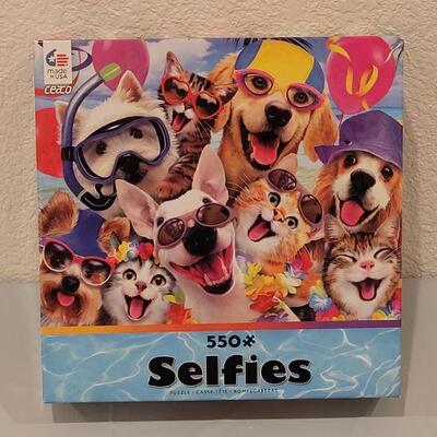 Lot 196: New Animal Selfies Puzzle