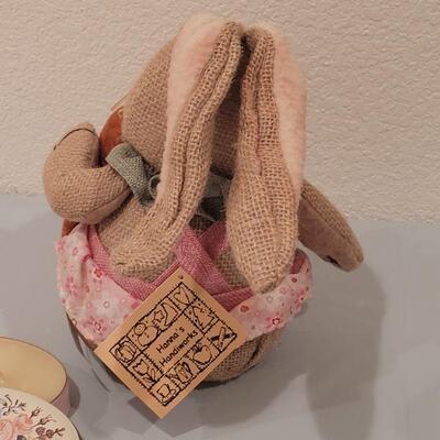 Lot 199: New Burlap Bunny Deco, Floral Bag and Jasmine Candle