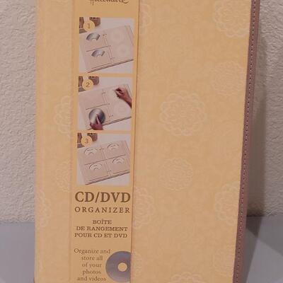Lot 200: New Hallmark CD/DVD Storage Books