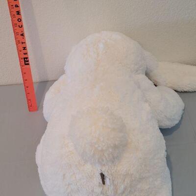 Lot 205: New Hallmark Extra Large Super Soft Henry O'Hare Bunny