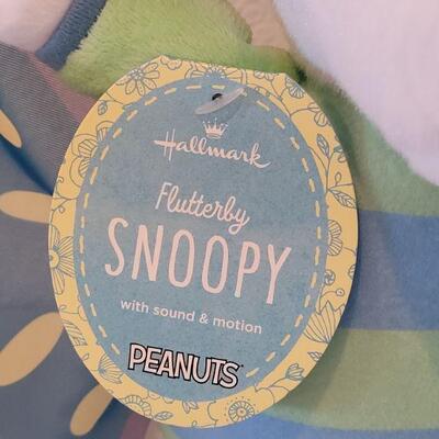 Lot 210: New Animated Snoopy the Magnificent and Flutterfly Snoopy 