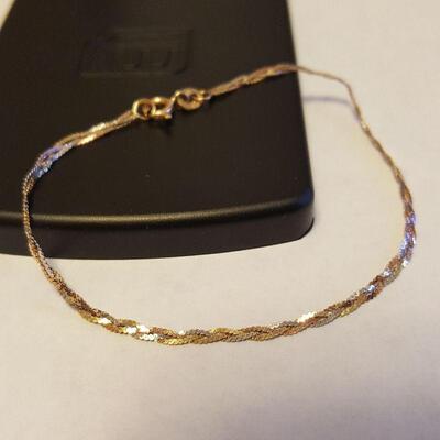 Gold Chain Wrist Bracelet