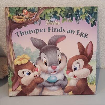 Lot 211: New Hallmark Thumper and Matching Book
