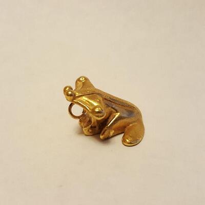 Gold Washed Frog Pendant for Necklace