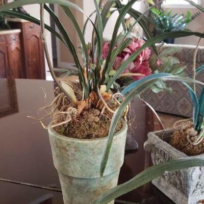 4 Artificial Plants