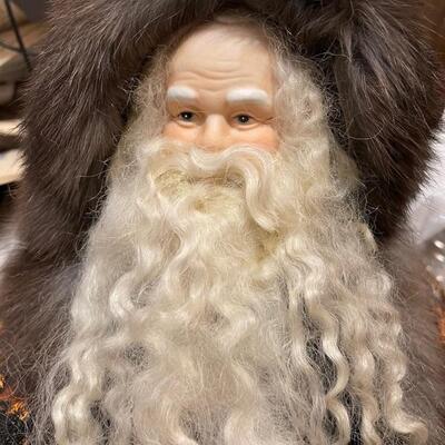 Lot 2 Santa Clause
