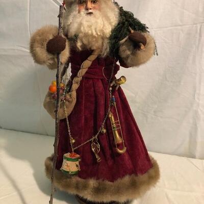 Classic St. Nicholas with fur trim and present basket