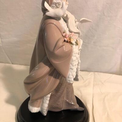 Lladro Santa with Doves