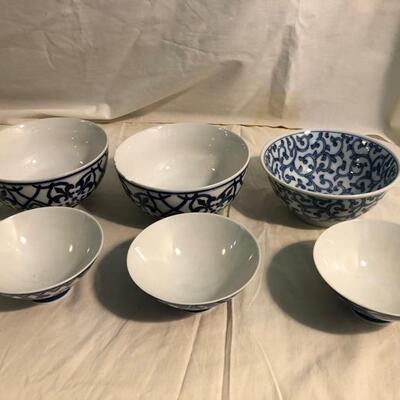 Blue & WhiteÂ  Rice Bowls - 2 sets, large and small