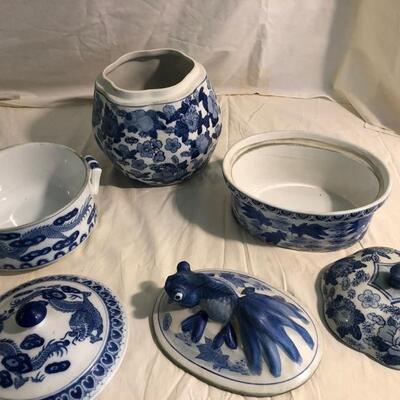 William Sonoma Caseroles and Storage jar