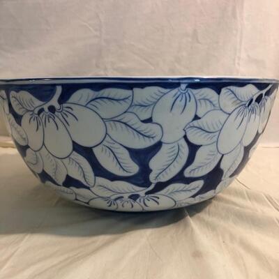 William Sonoma Large blue and white bowl - white floral design