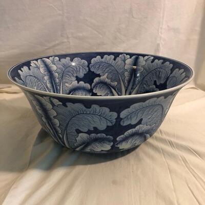 William Sonoma Extra large blue and white leaf design bowl